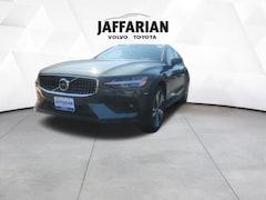 2026 Volvo V60 Cross Country B5 Plus Wagon