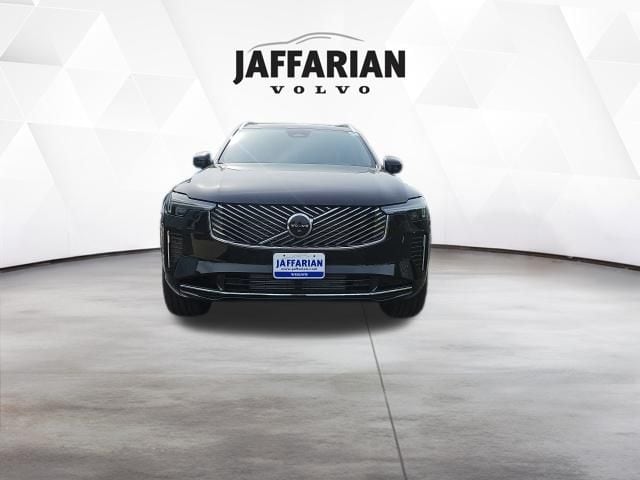 2026 Volvo XC90 T8 Recharge Plus Bright 7-Seat 4WD's photo