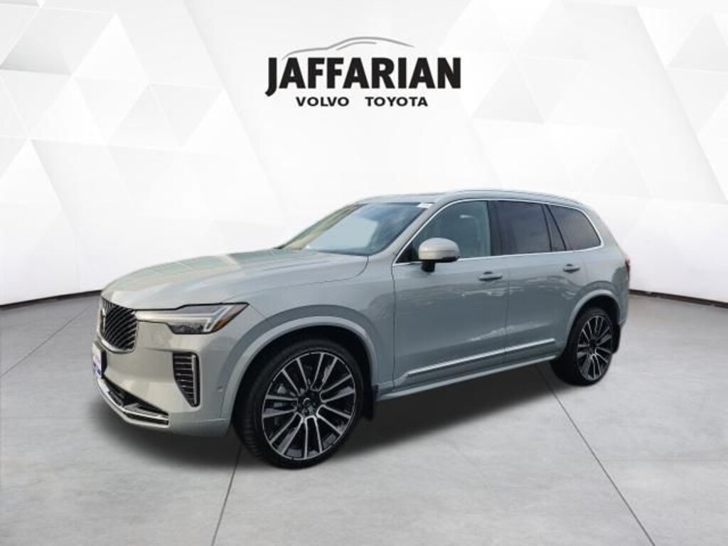 New 2026 Volvo XC90 B6 Plus 7-Seater SUV