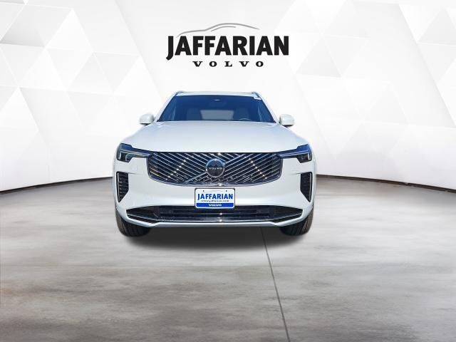 2026 Volvo XC90 B5 Core Bright 4WD's photo