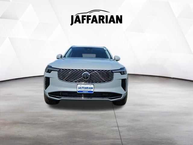 2025 Volvo XC90 B5 Plus Bright 6-Seater 4WD's photo