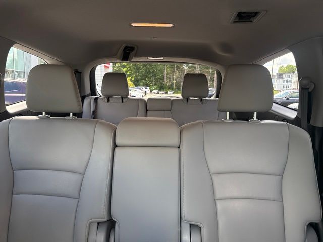 2017 Honda Pilot Touring - Photo 21