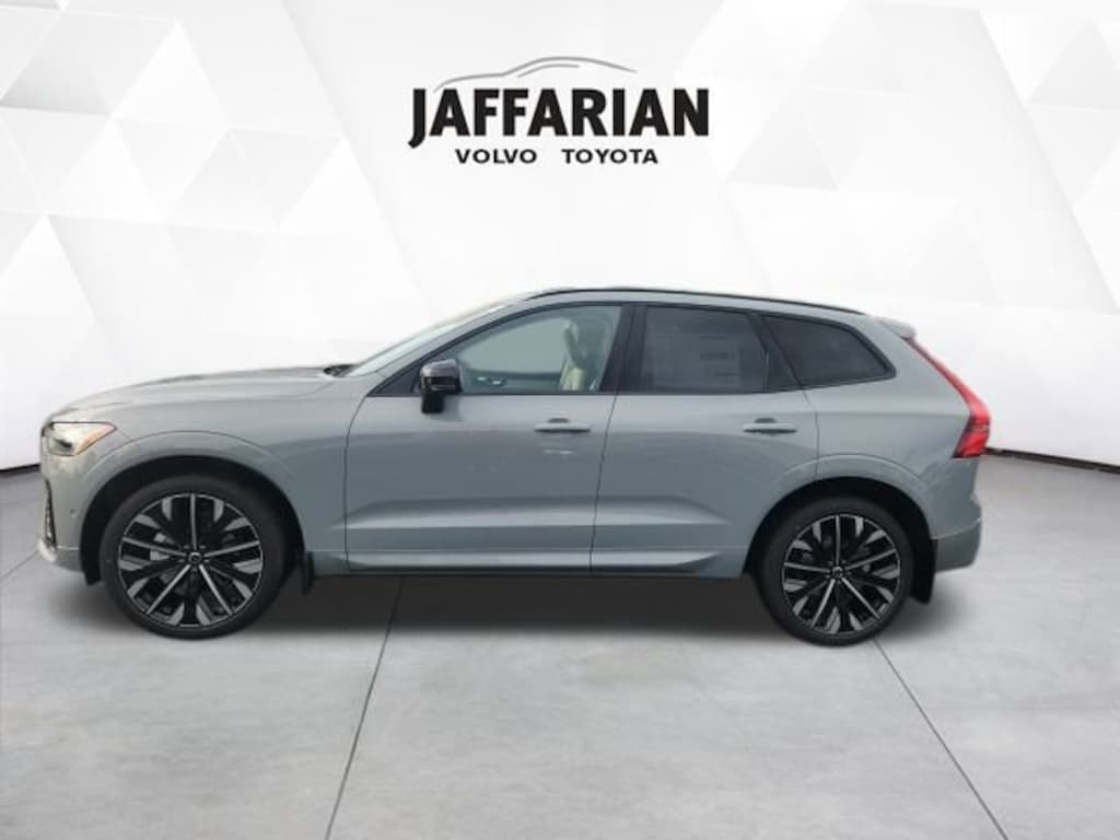 New 2026 Volvo XC60 B5 Ultra SUV