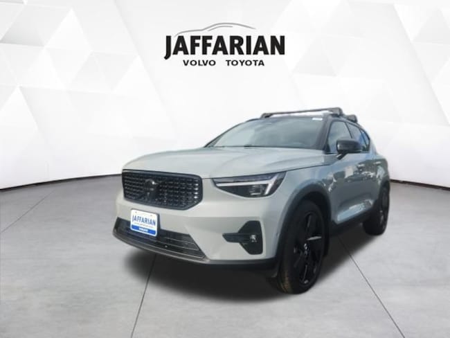 2026 Volvo XC40 B5 Ultra Black Edition AWD SUV 2026 Volvo XC40 B5 Ultra Black Edition AWD SUV