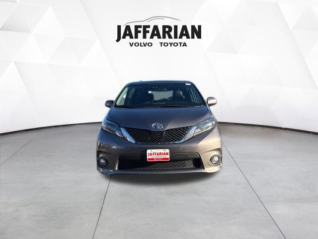 2015 Toyota Sienna SE
