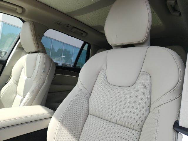 2026 Volvo XC90 Ultra - Photo 7
