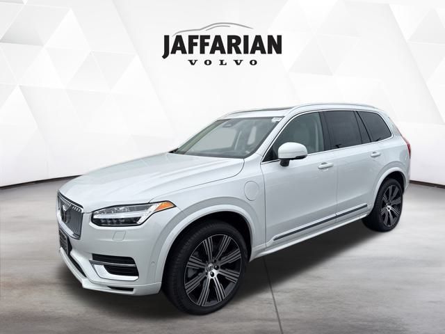 2025 Volvo XC90 Ultra's photo