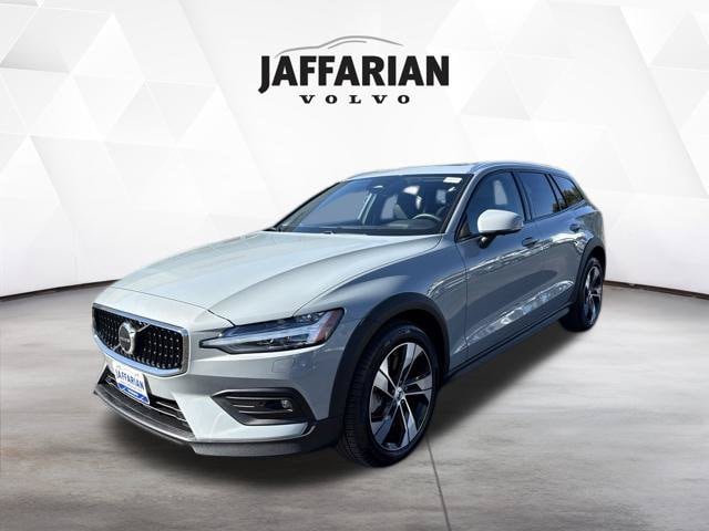 2026 Volvo V60 Cross Country