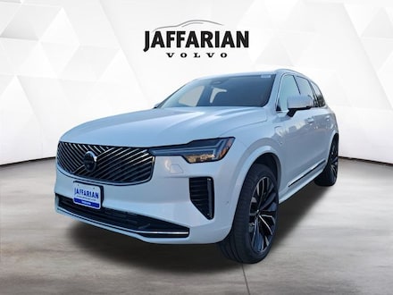 2025 Volvo XC90 plug-in hybrid T8 (2025.5) Plus 7-Seater SUV