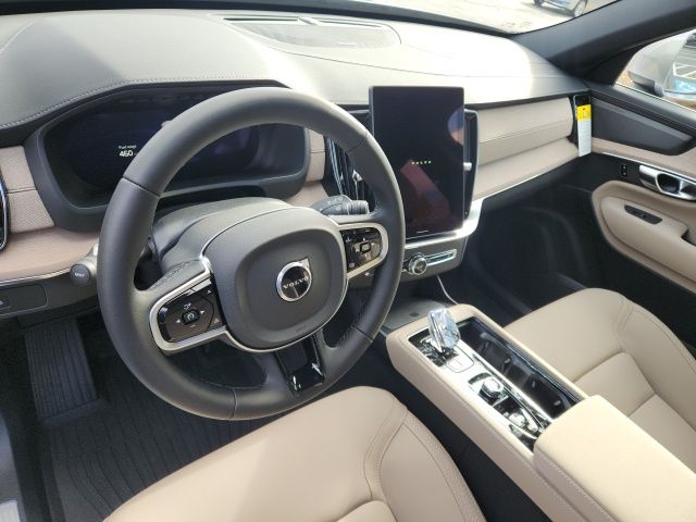2026 Volvo XC90 Plus - Photo 9