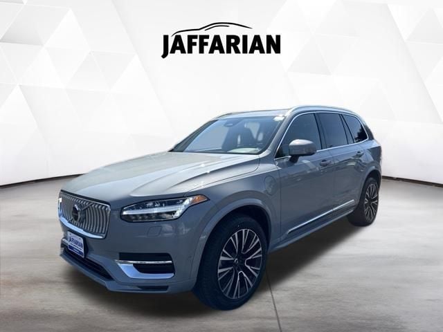 2025 Volvo XC90 Plug-In Hybrid