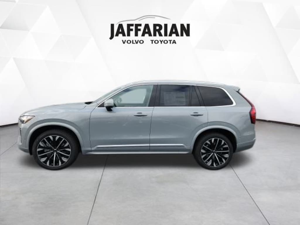 New 2026 Volvo XC90 B6 Plus 7-Seater SUV