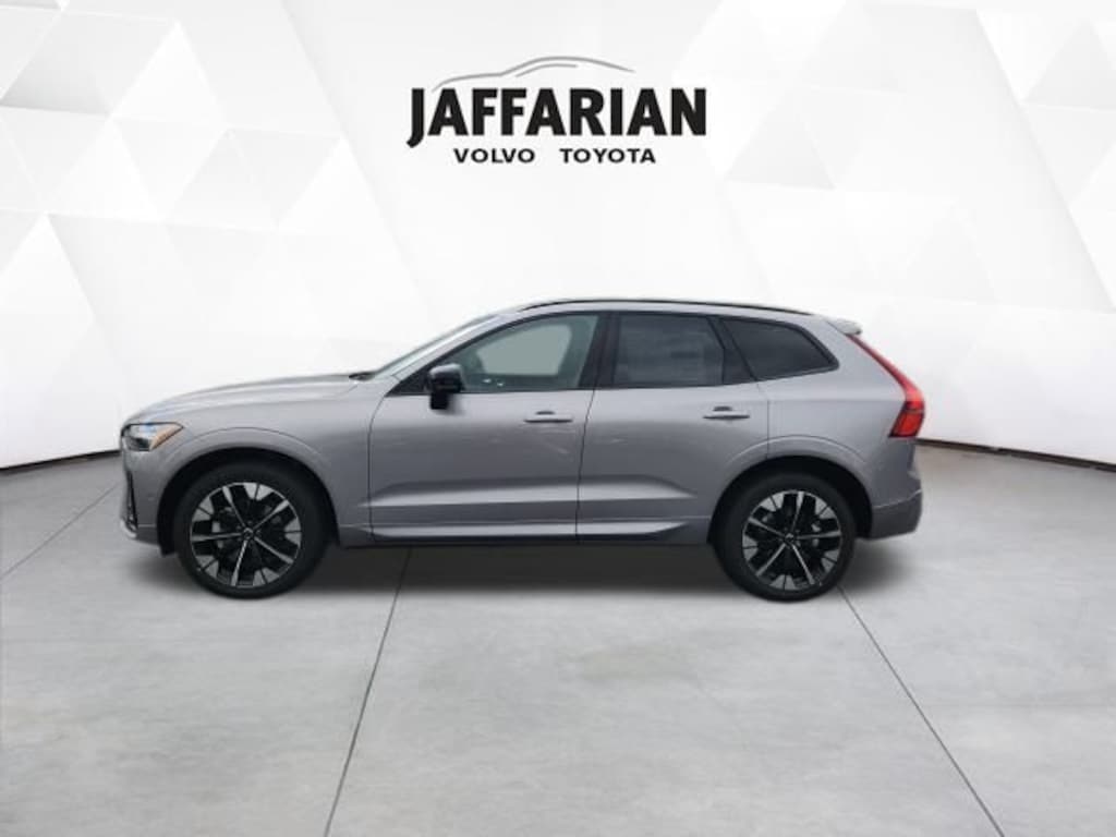New 2026 Volvo XC60 B5 Plus SUV