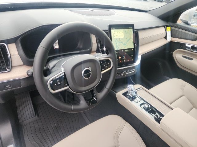 2026 Volvo XC90 Plus - Photo 9