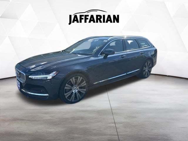 2021 Volvo V90 T6 Inscription AWD's photo