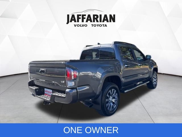 2023 Toyota Tacoma Limited photo 3