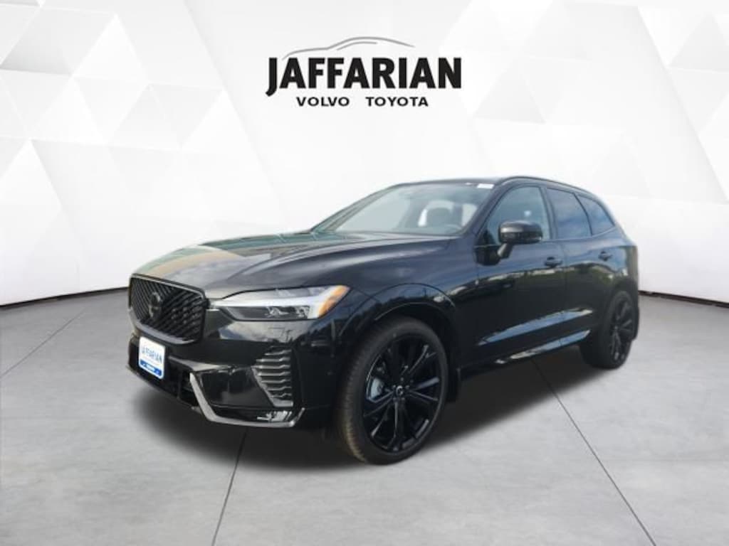 New 2026 Volvo XC60 B5 Ultra Black Edition SUV