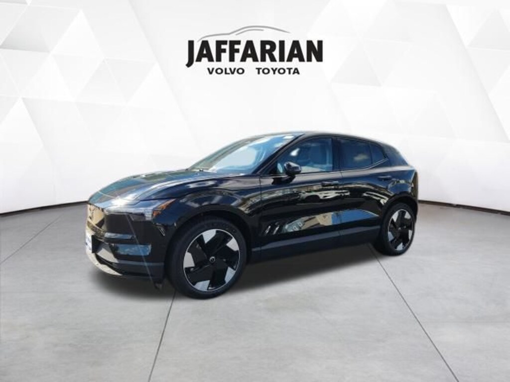 New 2025 Volvo EX30 Twin Motor Ultra SUV