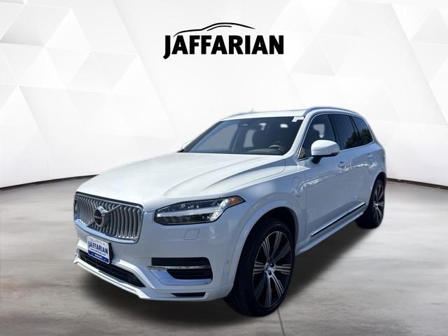 2025 Volvo XC90 Plug-In Hybrid