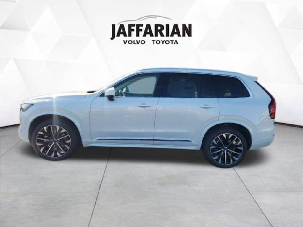 New 2026 Volvo XC90 B6 Ultra 7-Seater SUV