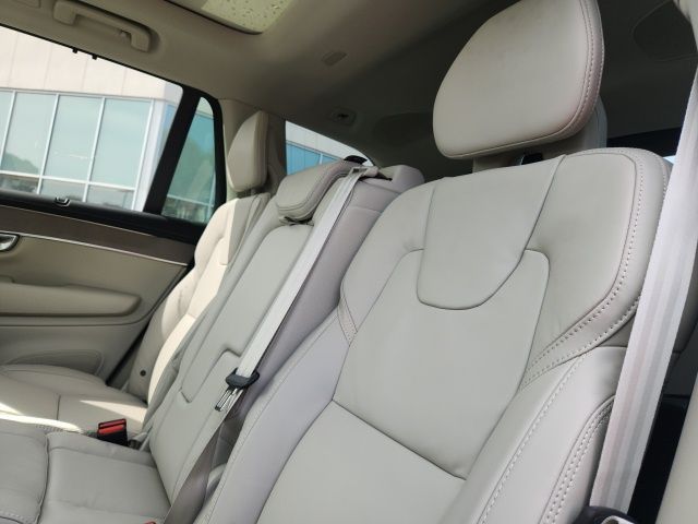 2026 Volvo XC90 Ultra - Photo 6