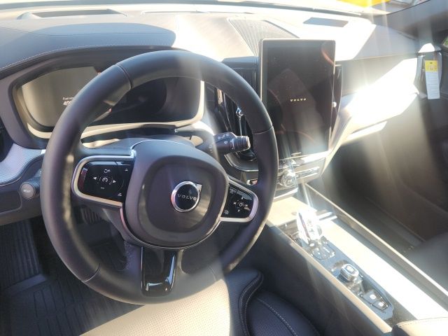 2026 Volvo XC60 Ultra - Photo 7