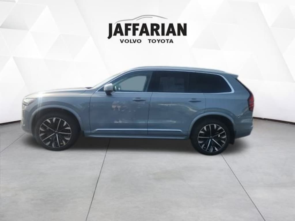 New 2026 Volvo XC90 B6 Plus 7-Seater SUV