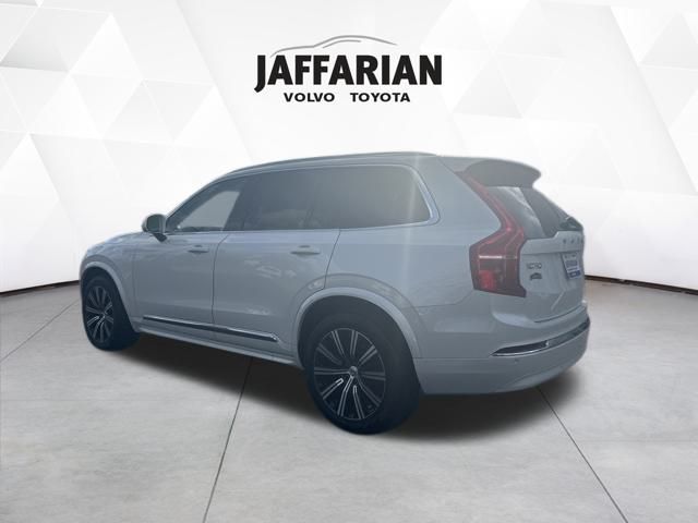 2024 Volvo XC90 B5 Core photo 4