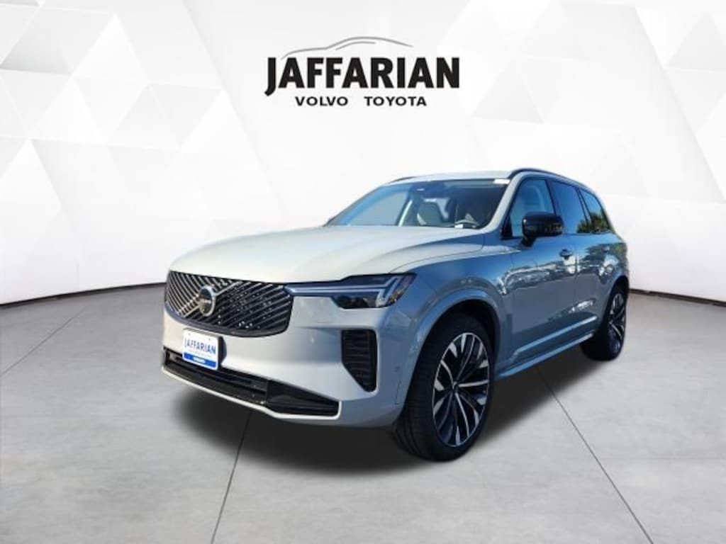 New 2026 Volvo XC90 B6 Ultra Dark Theme 6-Seater SUV