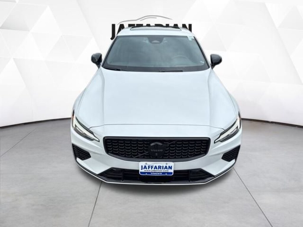 Certified 2025 Volvo S60 Plug-In Hybrid T8 Ultra Black Edition Sedan