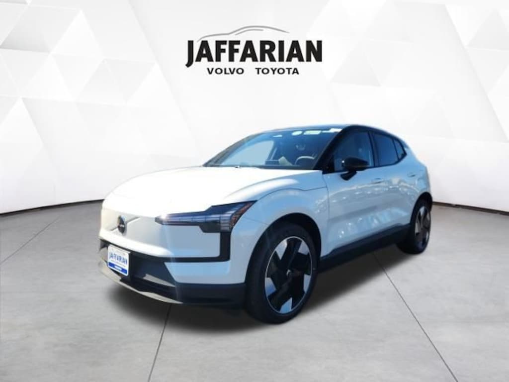 New 2025 Volvo EX30 Twin Motor Plus SUV