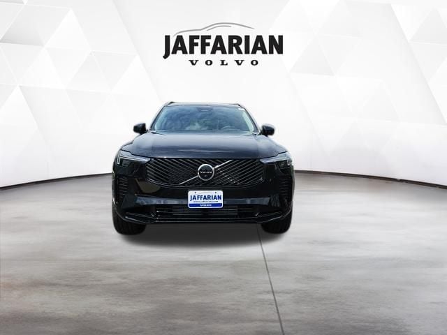 2026 Volvo XC90 T8 Recharge Ultra Dark 6-Seater 4WD's photo