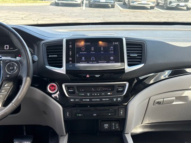 2017 Honda Pilot Touring - Photo 16