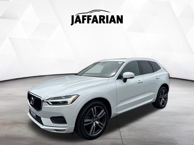 2018 Volvo XC60 T6 Momentum AWD's photo