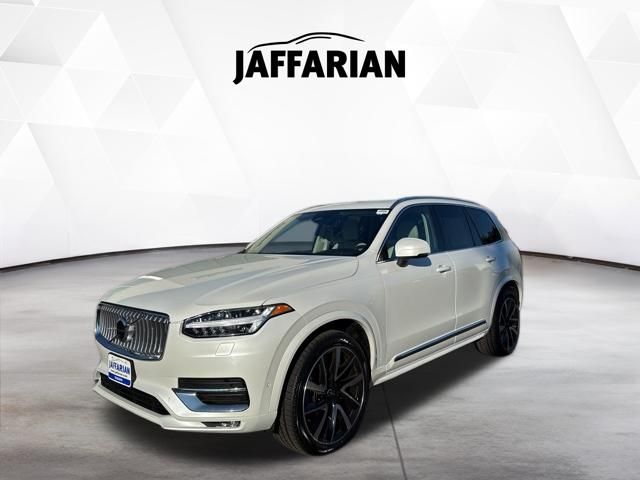 2023 Volvo XC90 B6 Plus 7-Seater 4WD's photo