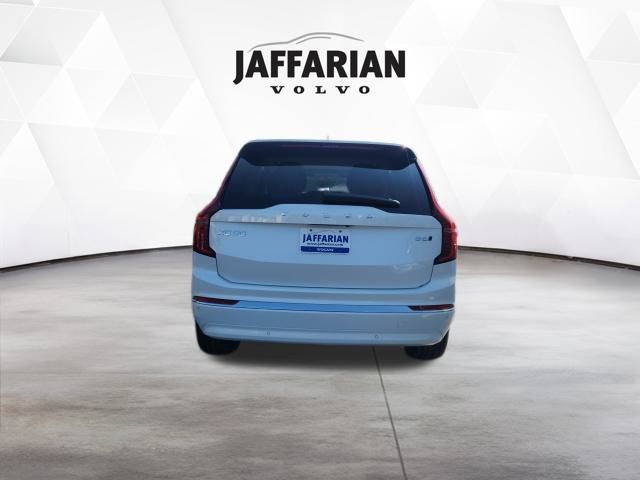 2026 Volvo XC90 Ultra - Photo 6