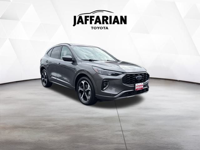 2023 Ford Escape ST-Line Elite's photo