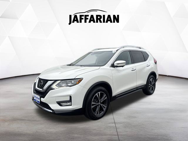 Used 2018 Nissan Rogue SL with VIN JN8AT2MV8JW301261 for sale in Haverhill, MA