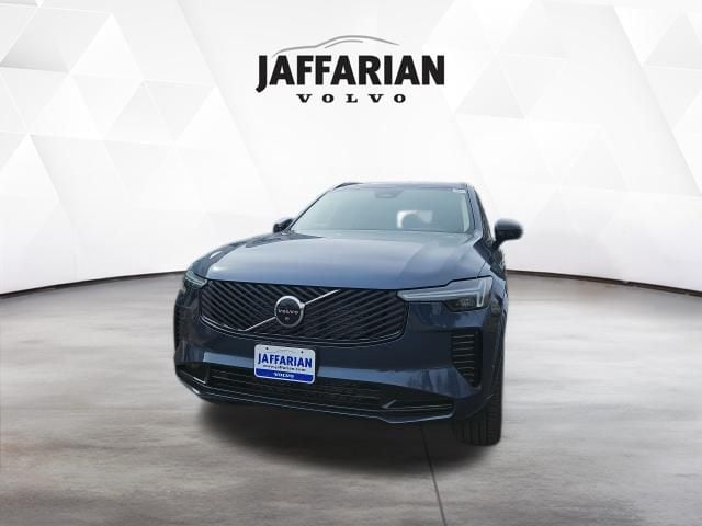 2026 Volvo XC90 B6 Ultra Dark 6-Seater 4WD's photo