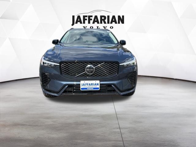 2026 Volvo XC60 T8 Plus Dark AWD's photo
