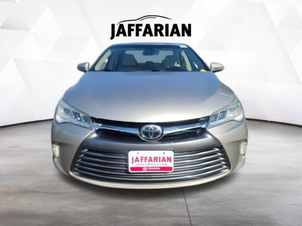 Used 2017 Toyota Camry XLE Sedan