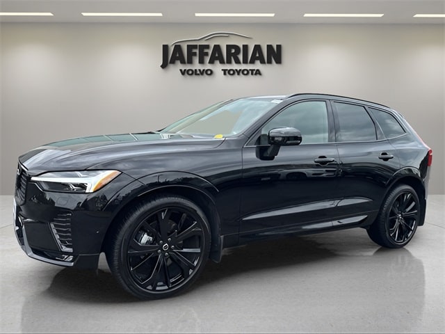 Used 2025 Volvo XC60 Ultra with VIN YV4M12RD5S1017189 for sale in Haverhill, MA
