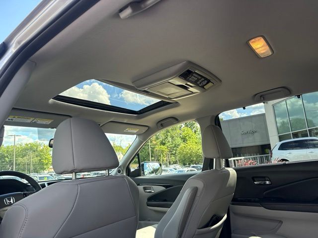 2017 Honda Pilot Touring - Photo 10
