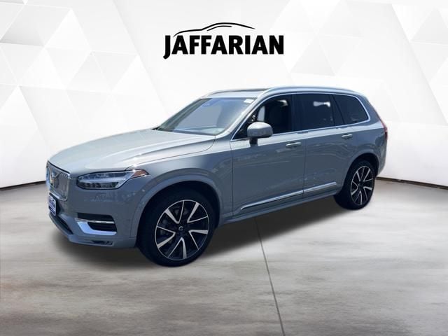 2024 Volvo XC90 B6 Plus 6-Seater Bright theme 4WD's photo