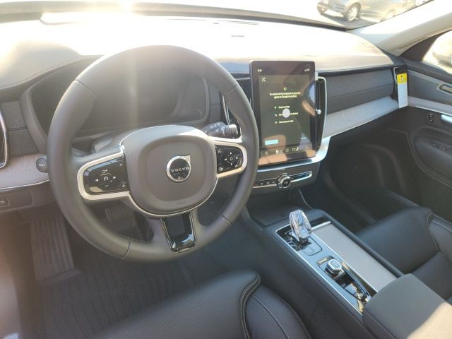 2026 Volvo XC90 Ultra - Photo 8