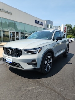 New 2026 Volvo XC40 B5 Core SUV Haverhill, Massachusetts