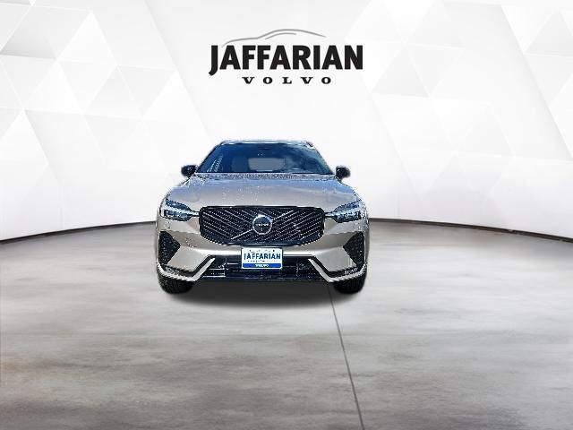 2026 Volvo XC60 B5 Plus Dark AWD's photo