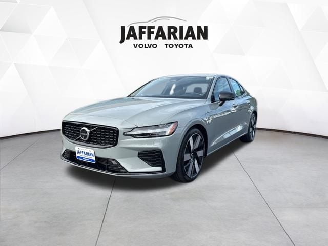 2024 Volvo S60 Recharge Plug-In Hybrid Ultimate