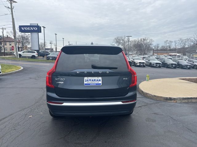 2025 Volvo XC90 B5 Plus photo 3