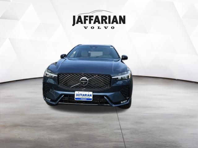 2026 Volvo XC60 B5 Plus Dark AWD's photo